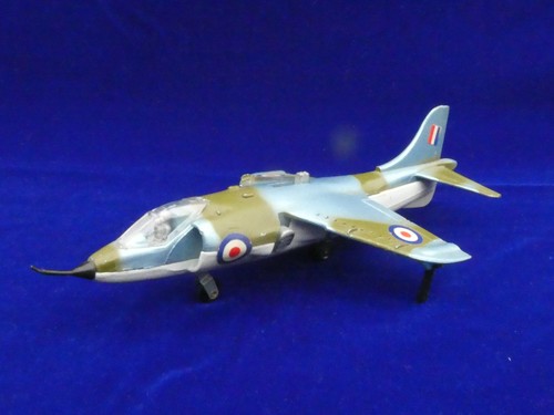 Dinky toys harrier - dinky,