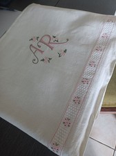 drap ancien en lin avec monogramme AR BRODERIES rose 280 x 200