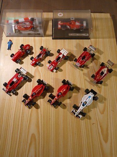 Lot formule1 spécial - lot,