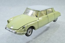 BK361 Dinky Toys France #530 1:43 Citroën DS 19 - épave E/-