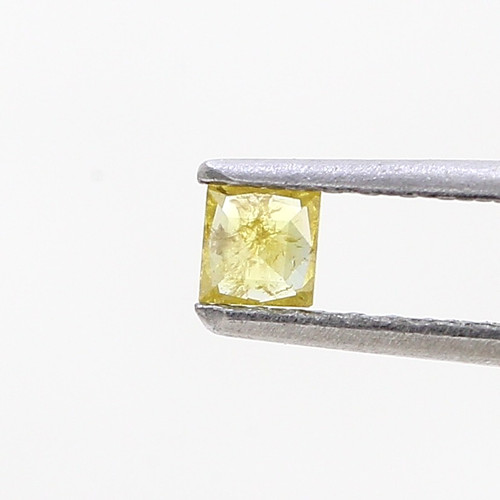 Diamant naturel jaune taillé - diamant,