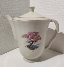 Theodore Haviland Theiere porcelaine pate ivoire motif cerisier japonais