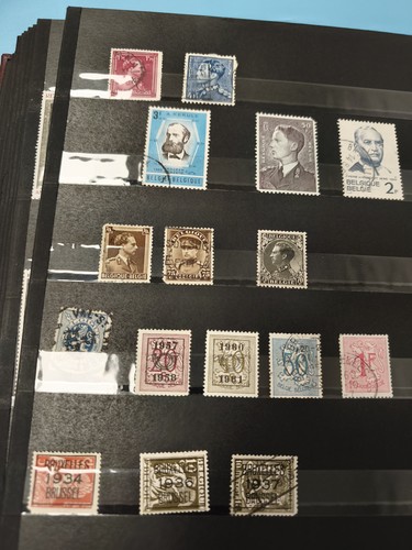 Lot anciens timbres