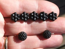 LOT / BIJOUX ANCIENS 1920/30 avec fruit noir "mûre" / DORMEUSES ARGENT + BROCHE