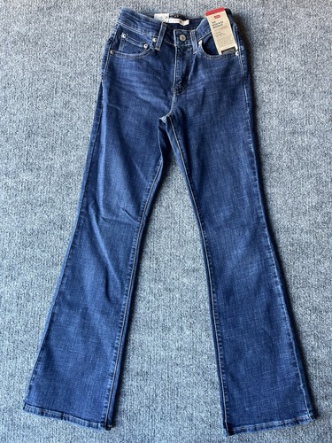 Nwt levi 725 high rise - levi’s,