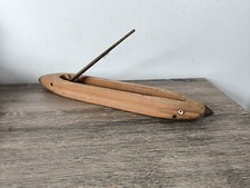 Navette en bois, Métier à