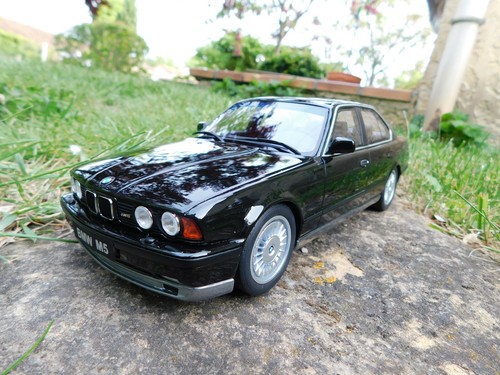 Bmw e34 noire ot690 18 - noire, 1