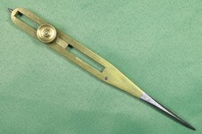 Compas de proportions. 1/10