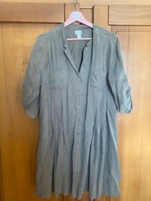 TBE Robe Cyrillus 44