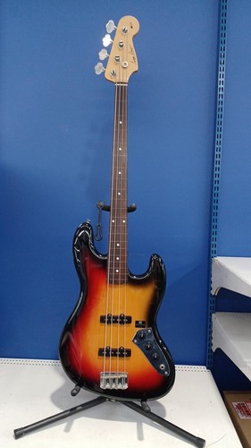 Guitare basse électrique