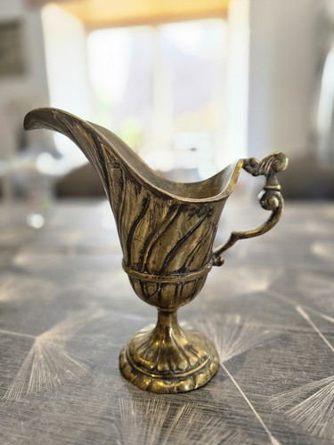 Ancienne aiguière bronze - en,