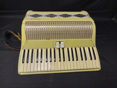 Salanti vintage accordion - salanti,