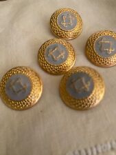 5 anciens boutons  dorés