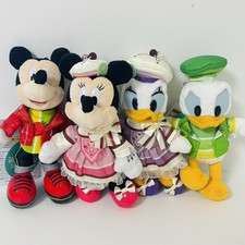 Lot de 4 peluches Disney Tokyo