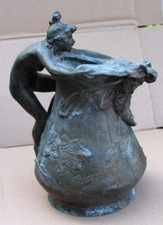 la femme a la cigale régule par Alfred jean foretay