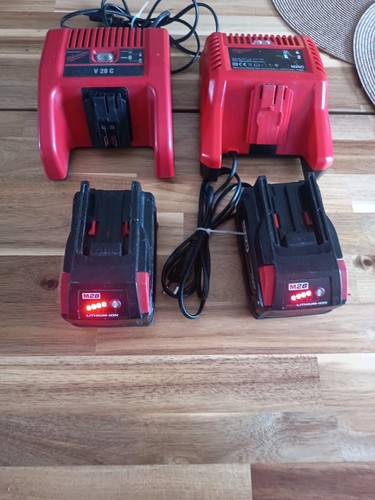 Lot milwaukee batteries m28 - 2,
