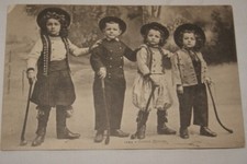 BRETAGNE ENFANTS JEUNES