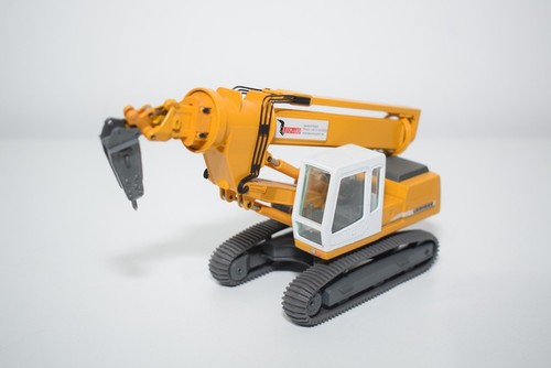 C12 conrad 2909 liebherr - 1:50,