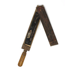 Ancien rasoir coupe choux avec