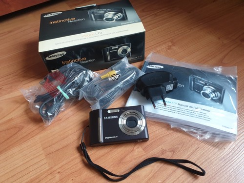 Appareil photo numérique - , *