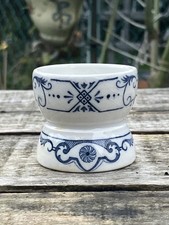 Coquetier diabolo en faïence