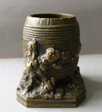 Pyrogène porte allumettes