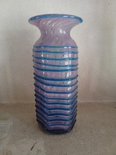 Vase en verre soufflé