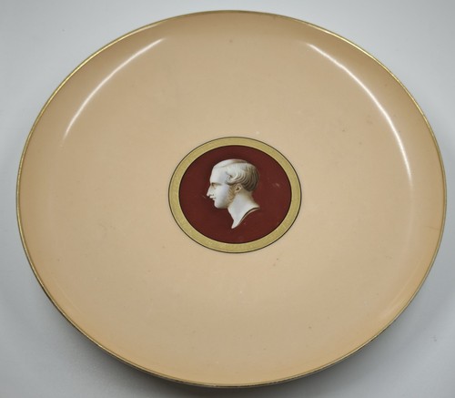 Assiette porcelaine ancienne