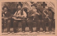 CPA 63 L'AUVERGNE Joueurs de Vielle et de Cabrettes