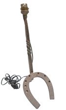 Pied de Lampe Fer à Cheval