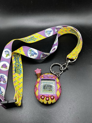 Rare vintage bandai tamagotchi - vintage,