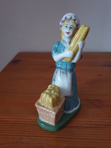 Figurine ancienne - , en