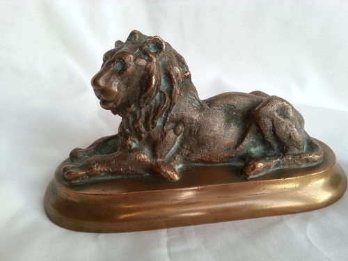 Jolie ancienne statuette - , en