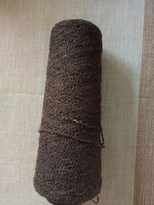 1 petite Bobine de Fil à Tricoter Fantaisie Marron Foncé uni (440g)