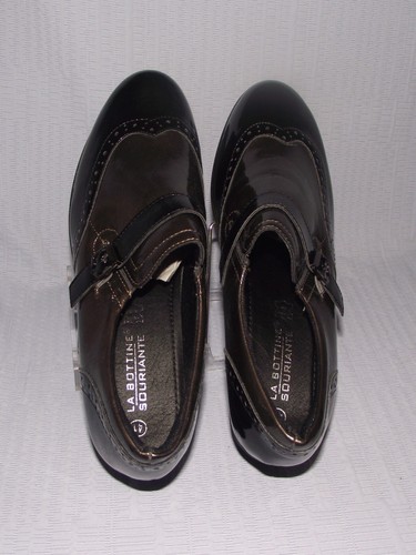 Paire chaussures neuves - de,