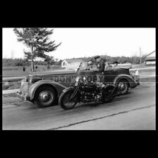 Photo A.028948 PACKARD EIGHT 7-PASSENGER TOURING & INDIAN MOTORCYCLE 1935