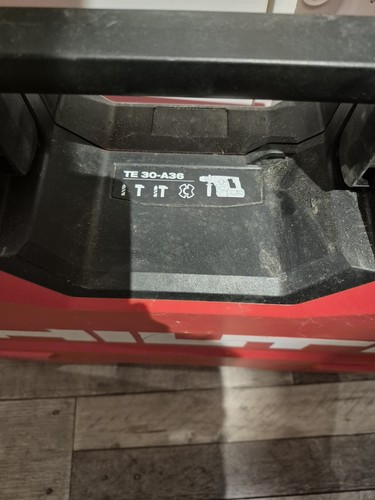 Marteau perforateur hilti - marteau,