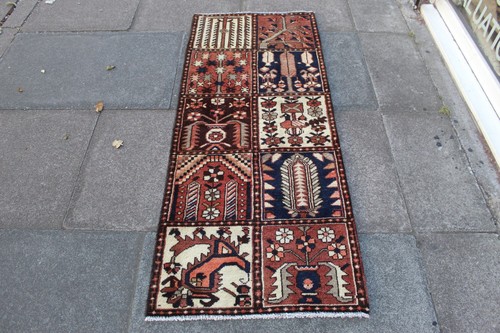 Tapis fait main vintage - main,