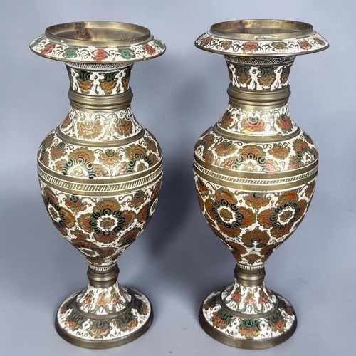 Paire vases anciens indiens - de,