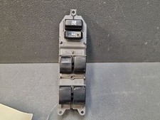 Commande leve vitre avant gauche - Toyota RAV4 III de 2006 à 2013 - 8482012520