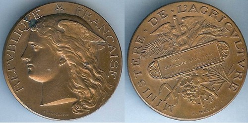 Médaille table auch - de,