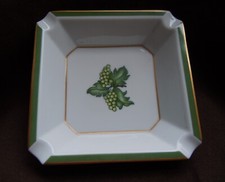 CARTIER limoges france cendrier en porcelaine decor feuille de vigne et raisin