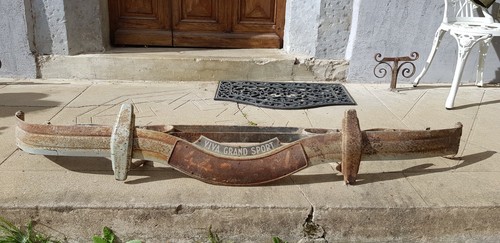 Pare choc ancien - , grand