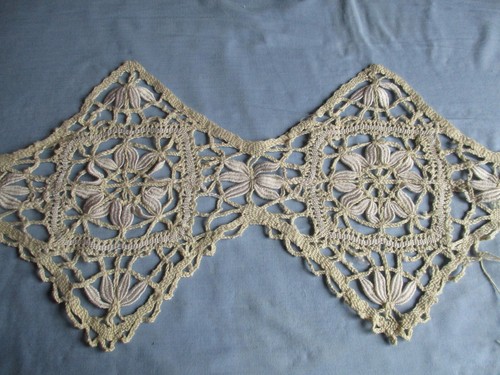Large épaisse dentelle aux - et,