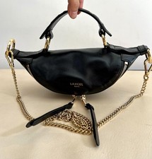 Sac Lancel Origami en cuir noir avec bandoulière chaîne