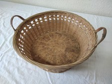 Ancienne Corbeille en osier 26 cm de diamètre par 9,5 cm de haut