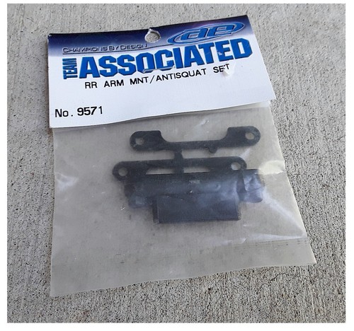 Team associated 9571 rear arm - rear,