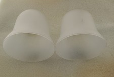 2 TULIPES VERRE OPALE POUR