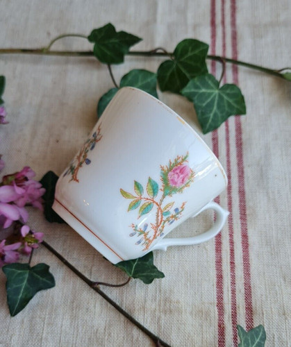 Ancienne tasse cafe terre - ancienne, a