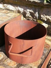 Jardinière en rouille noble